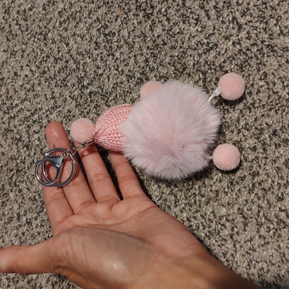 Baby Doll Keychain - Picture 3 of 4